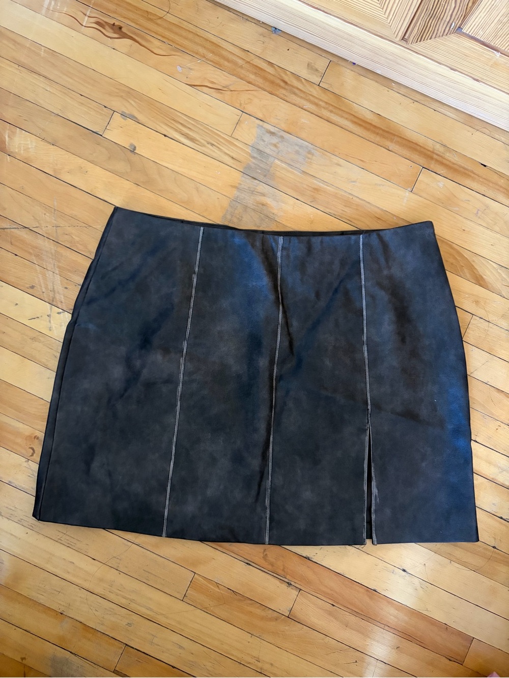 Lisa Says Gah! Pleather Mini Skirt with Side Slit